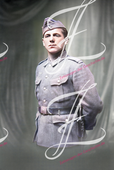 posierender Soldat WW2, 1941 coloriert & Gesicht