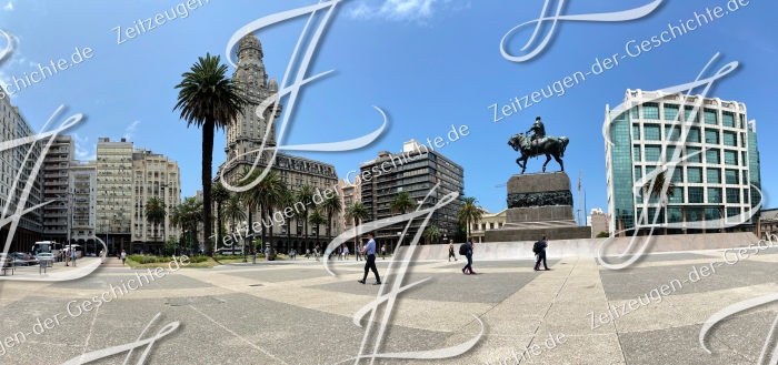 Montevideo Plaza Independencia, 2020