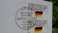 Briefmarken - 10 Jahre Deutsche Einheit - Numisblatt -  mit Gedenk-Münze