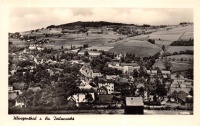 Vorderansicht - Klingenthal in Sachsen Teilansicht, Postkarte 1956 - sehr seltene Ansichtskarte ungelaufen, sehr guter Zustand