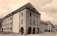 Vorderansicht - Zwickau - Bergingenieurschule Georgius Agricola, 1958 - Die Tradition der Bergschule wird von der Westsächsischen Hochschule Zwickau fortgeführt. Stempel mit Echte Photographie