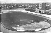 Vorderansicht - Zwickau - Georgi-Dimitroff-Stadion, 1959 - Ansichtskarte zum Kaufen Echte Fotografie